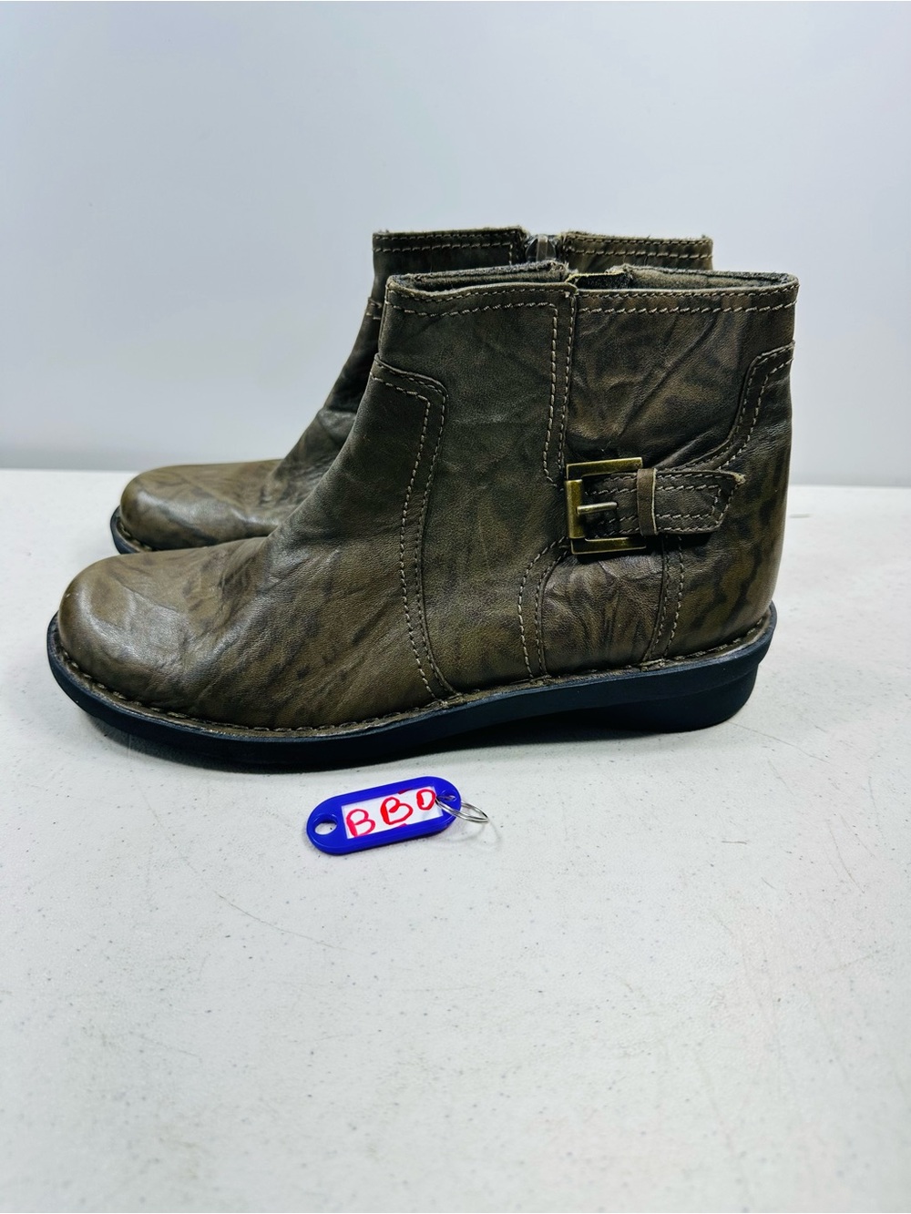 Clarks Boots Womens 7 Nikki Star Green Marbled Ankle Bendables Comfort Shoes
